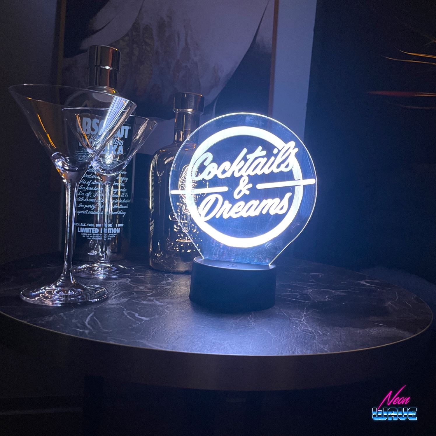 "Cocktail & Dreams" Multicolor Leuchtacrylboard Ambiente Lampen Neonwave.ch 